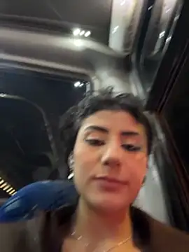 fiorella_paris's cam snapshot