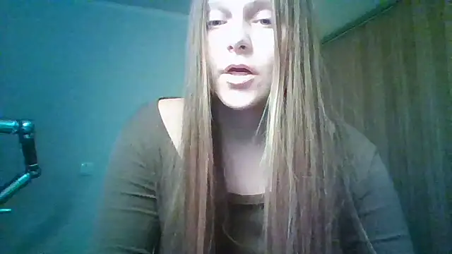 Evasapples's cam snapshot