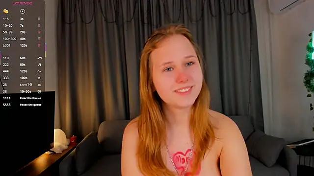 VoidElaris's cam snapshot