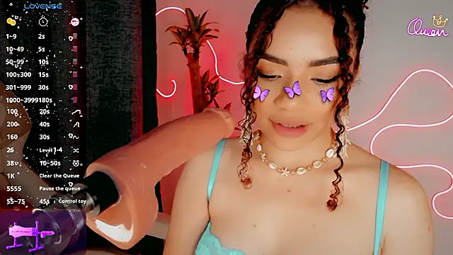 Queen_Deepthroat live sex cam