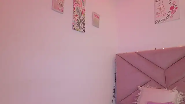 eva_sin18 live sex cam