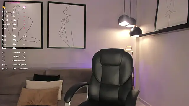 LizzHamilton__'s cam snapshot