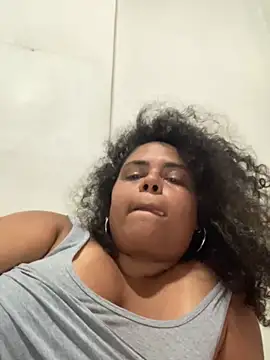 fromjungle's cam snapshot