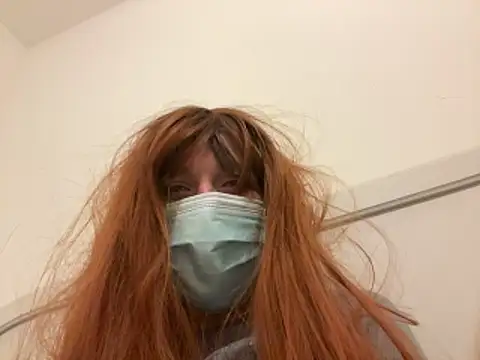 Daphneyy's cam snapshot