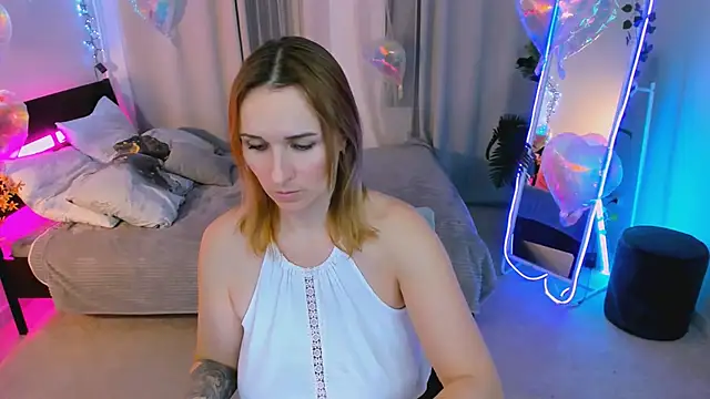 Karinella_x's cam snapshot