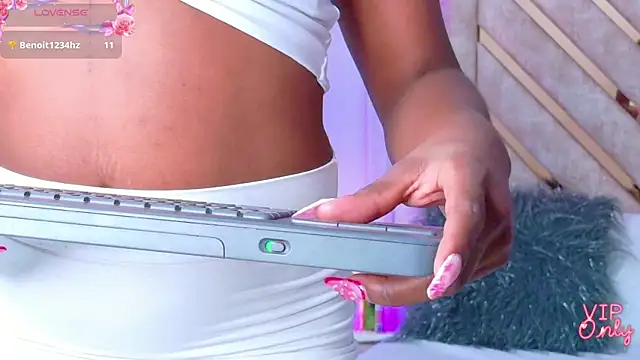 Rossie-Cameron's cam snapshot