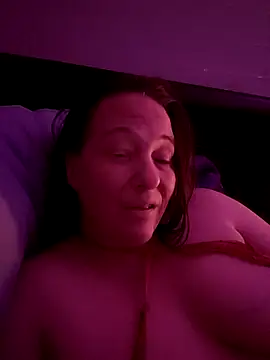 Juicy-Jugs's cam snapshot