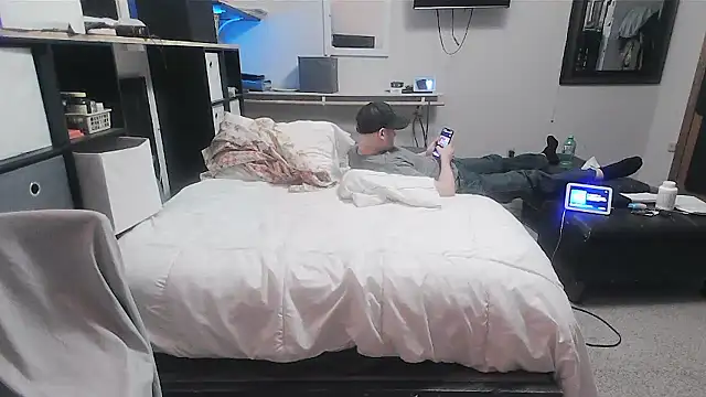 sissytrapdolly24 live sex cam