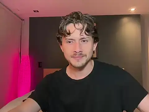 mcklister_kinky_feets's cam snapshot