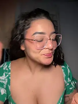 Lia_flowers live sex cam