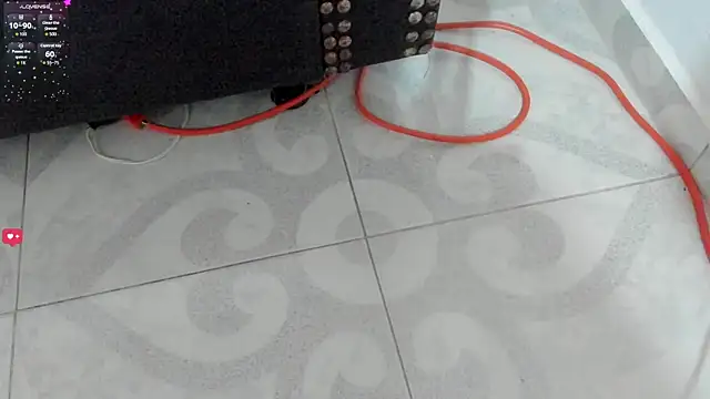 yasmin_rahal's cam snapshot