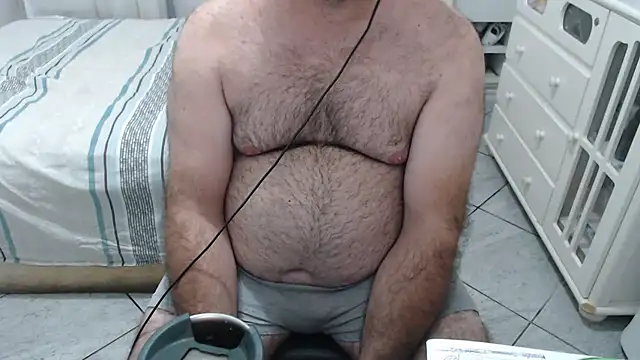 MysterBearMG live sex cam