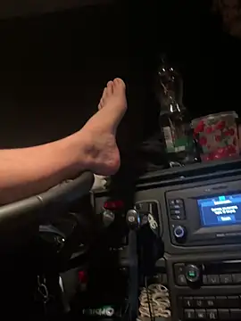 Tehniktt live sex cam