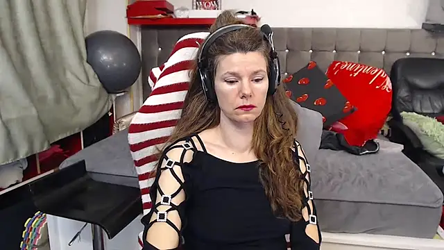 kellyterapy's cam snapshot