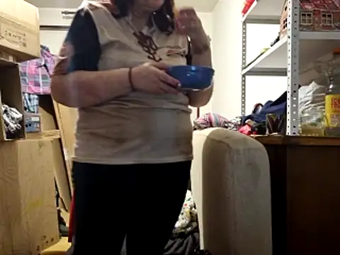 Samantha_Squirt@xh live sex cam