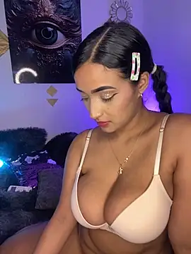 SaharQamar's cam snapshot