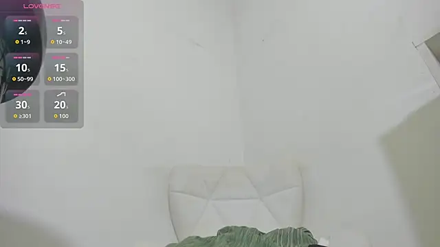 nathalia_isazax live sex cam