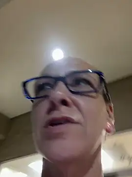 Lilbeezie81's cam snapshot