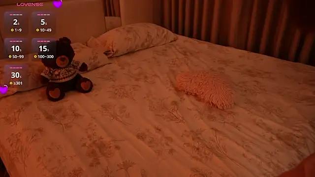 Lilly_Colins live sex cam