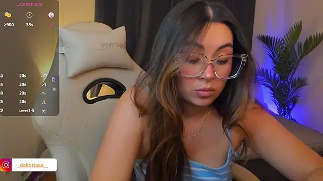 dakottaa_ live sex cam