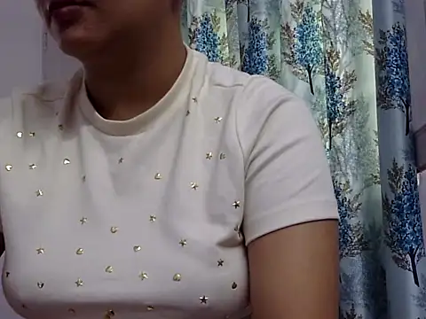 AngelAnaya018 live sex cam