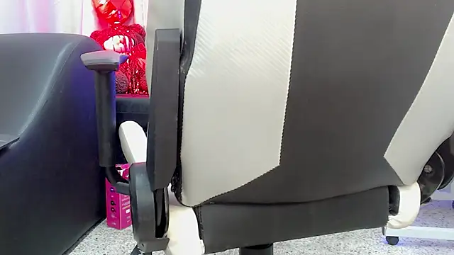 Mishell_hot_ live sex cam