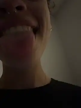 jojosbizarrelyf live sex cam