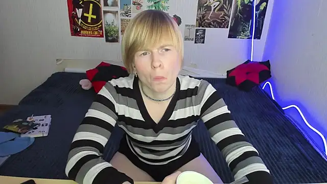 Cattie_w_ live sex cam