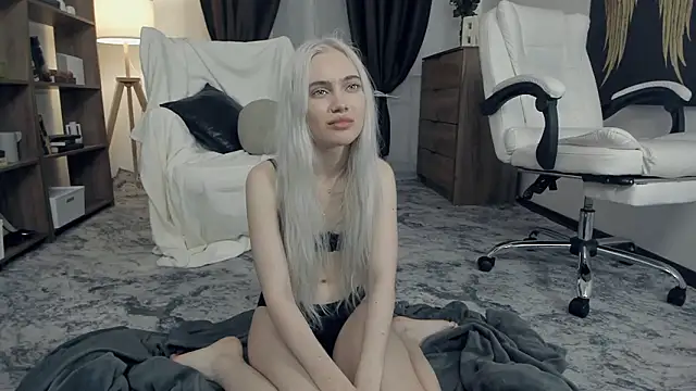 KristalCrowner's cam snapshot