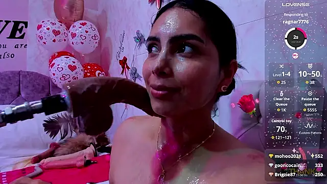 evelinn_belen's cam snapshot