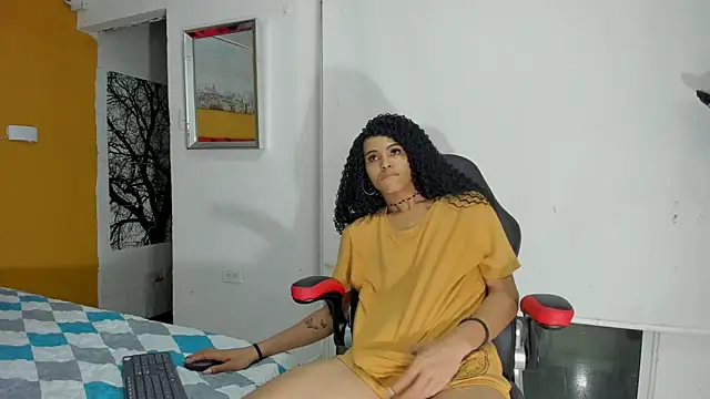 Zaira_sofiaa live sex cam