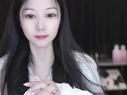 Nuyoah-77 live sex cam