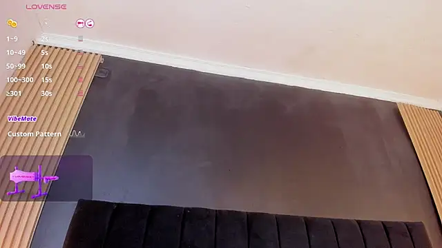 sweetsofia18 live sex cam