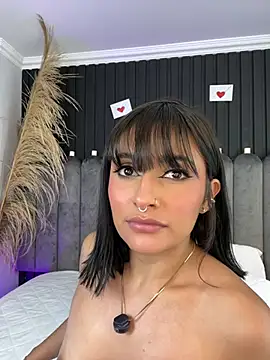 Nanda_vixen_'s cam snapshot