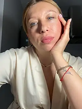 Kittie_Valentine's cam snapshot