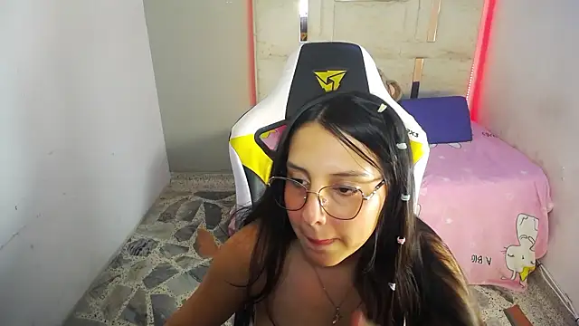 Little_bubu's cam snapshot