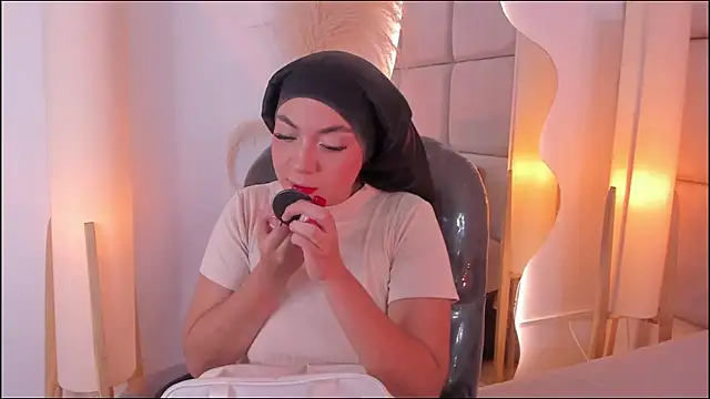 Sooffii_1's cam snapshot