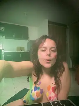 Scarletleon77 live sex cam