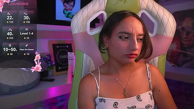 _emily_jonexs's cam snapshot