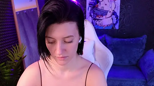 roxy_riot_'s cam snapshot