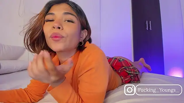 _FuckingYoungs_'s cam snapshot