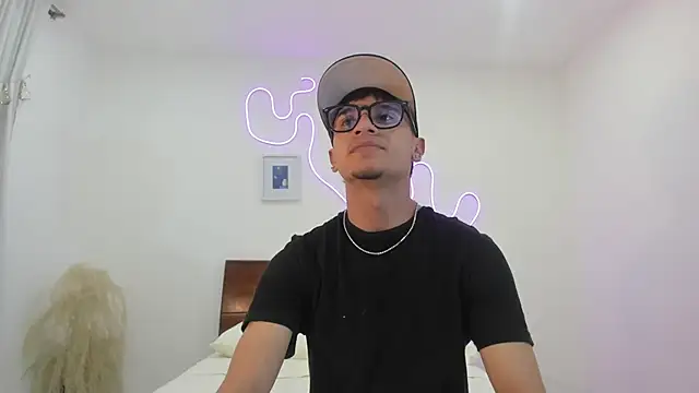 hardcoreheat_ind's cam snapshot