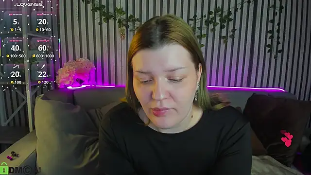 Michele_Greenn's cam snapshot