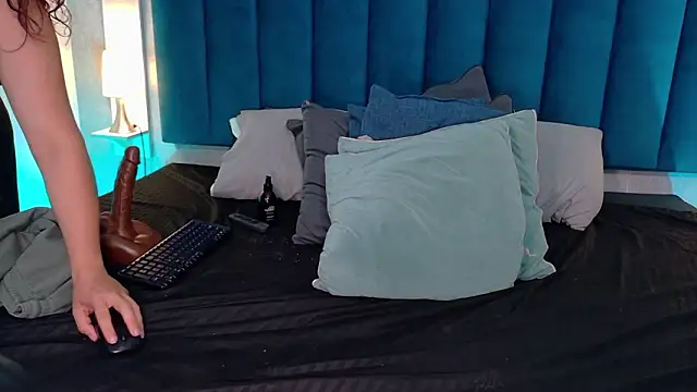 Madisonsmiith live sex cam