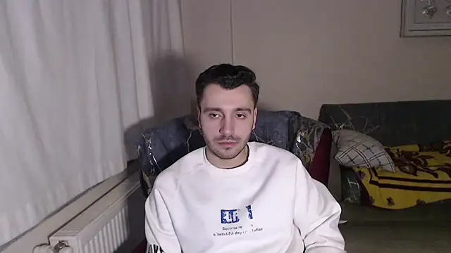 handsomeee04 live sex cam