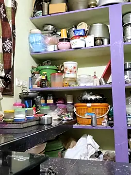 yamini1431 live sex cam