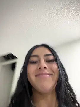 emily_24x live sex cam