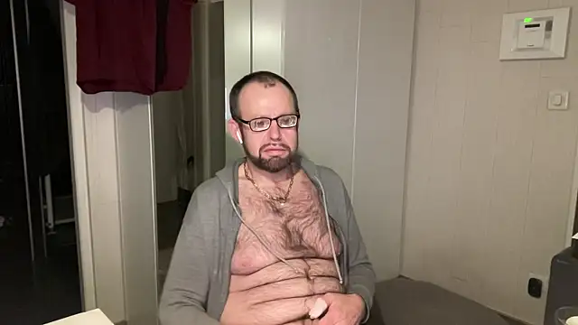 FABIOGLASSES live sex cam