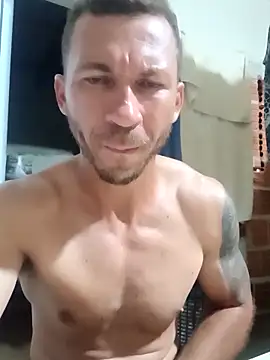RobertoLuiz84 live sex cam