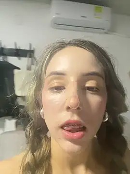 lriana_miller's cam snapshot